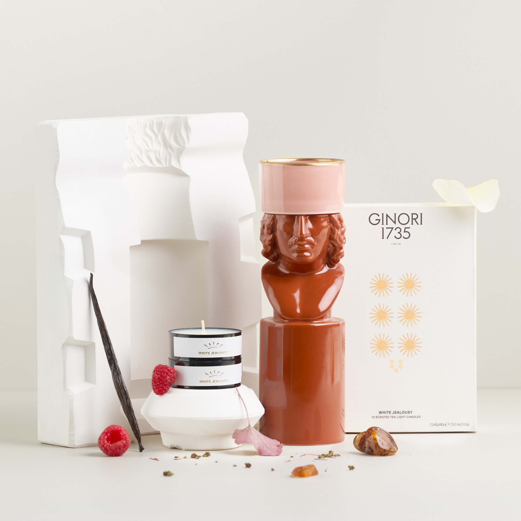 ブランドジュリエ　縦35×横25 3セット。 Tableware set for two | Azalea | Ginori 1735